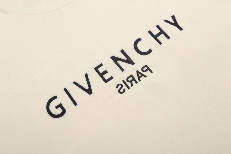 Givenchy T-Shirts